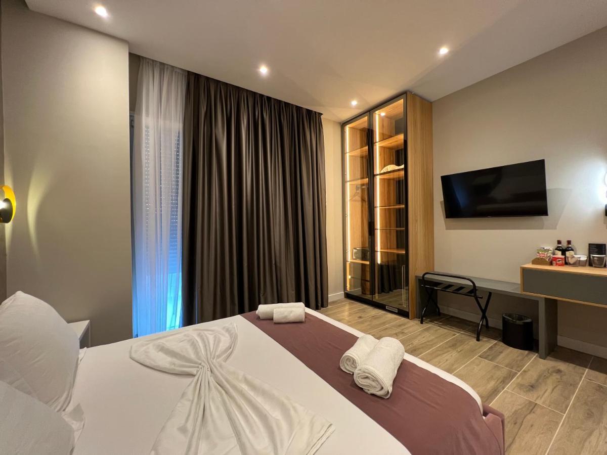 Domus Hotel&Apartments Shëngjin Buitenkant foto