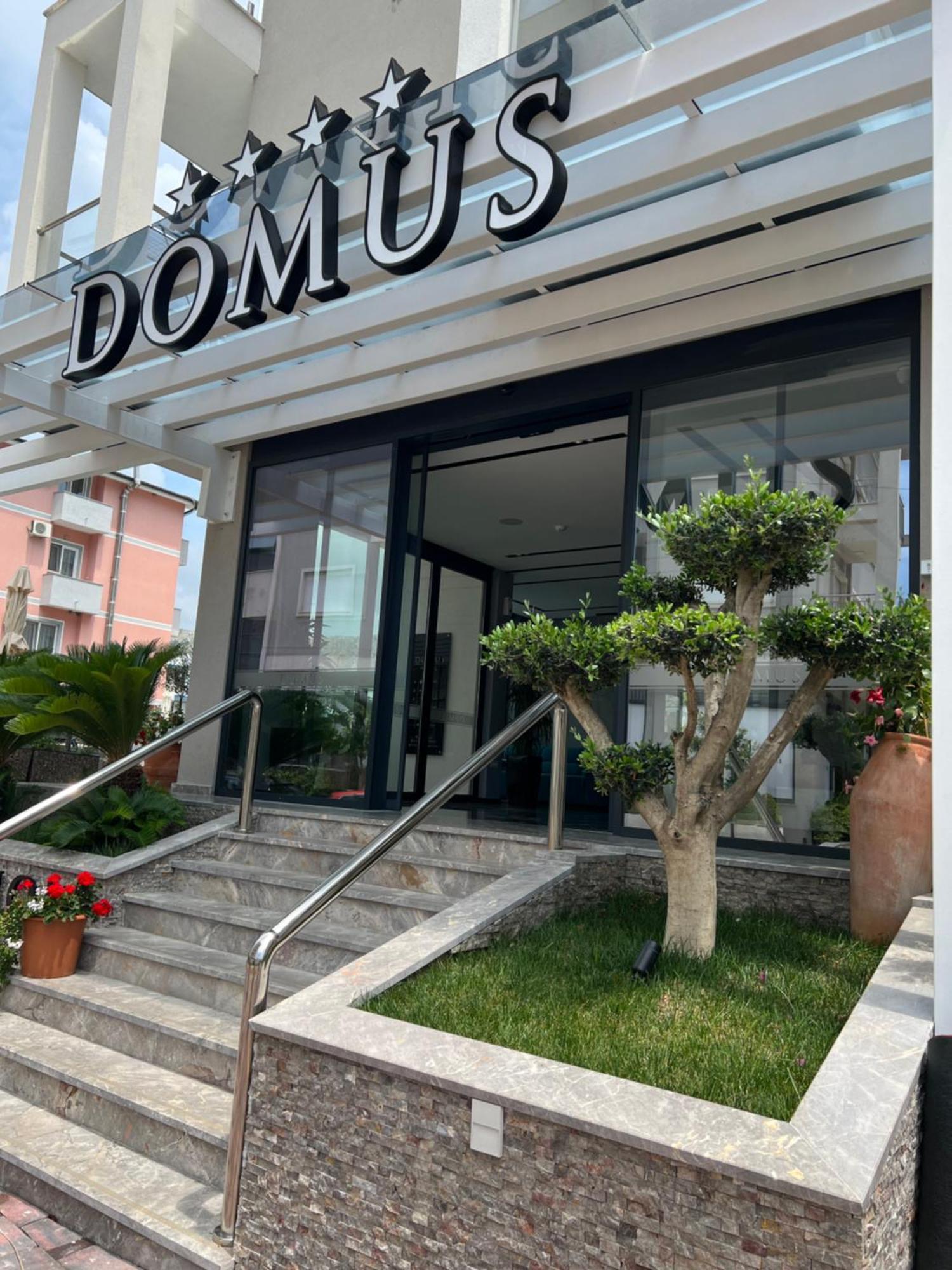 Domus Hotel&Apartments Shëngjin Buitenkant foto