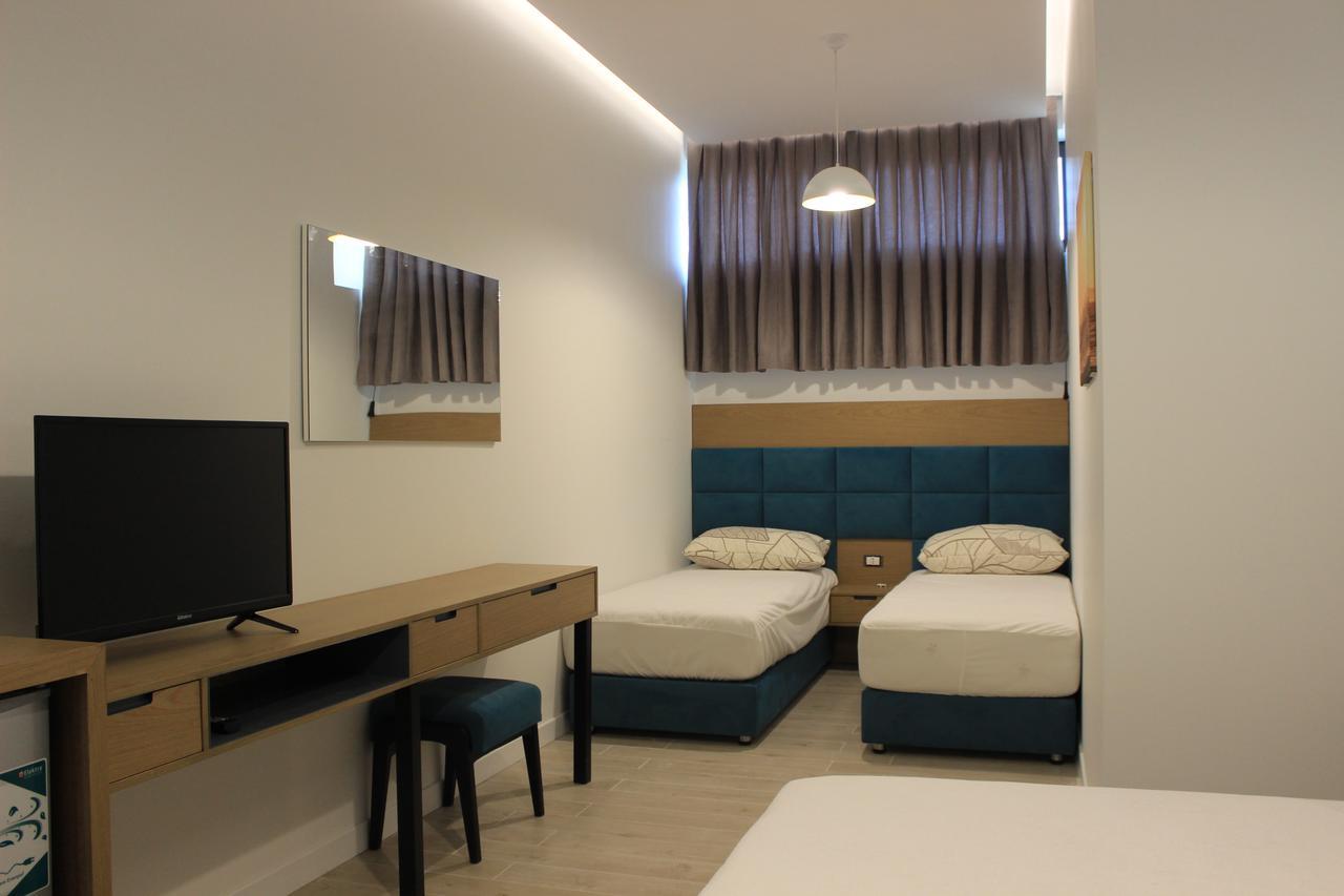 Domus Hotel&Apartments Shëngjin Buitenkant foto