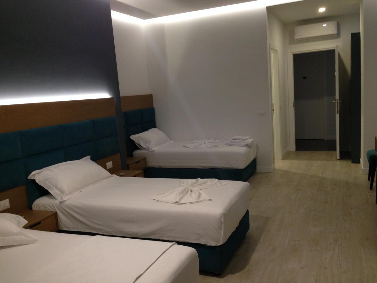 Domus Hotel&Apartments Shëngjin Buitenkant foto