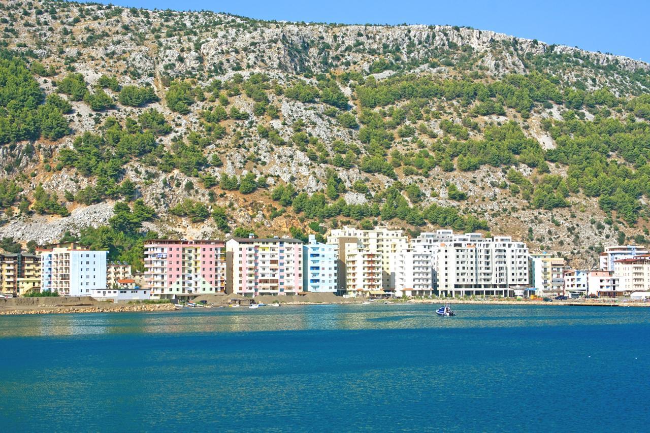 Domus Hotel&Apartments Shëngjin Buitenkant foto